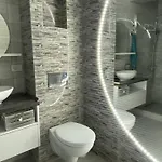 La Malul Marii Apartman *